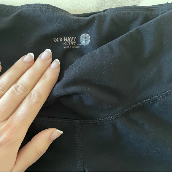 Black Leggings - Old Navy Active Size Small - 31” Inseam - Picture 2 of 3